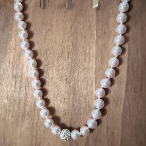 Vintage RMN pink faux pearl necklace w/silver accent bead Women’s jewelry